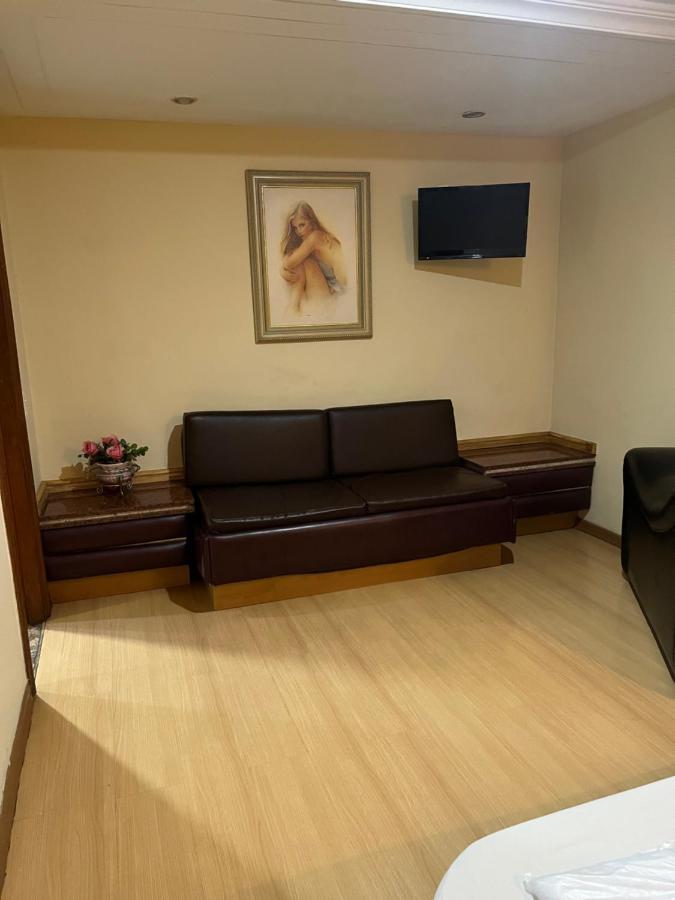 Hotel Bariloche (Adults Only) Rio de Janeiro Bagian luar foto